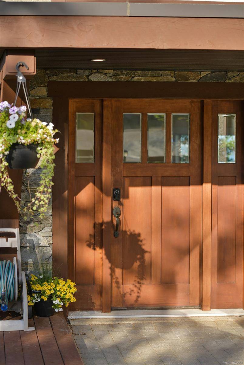 Colwood, BC V9C 3K4,3411 Karger Terr