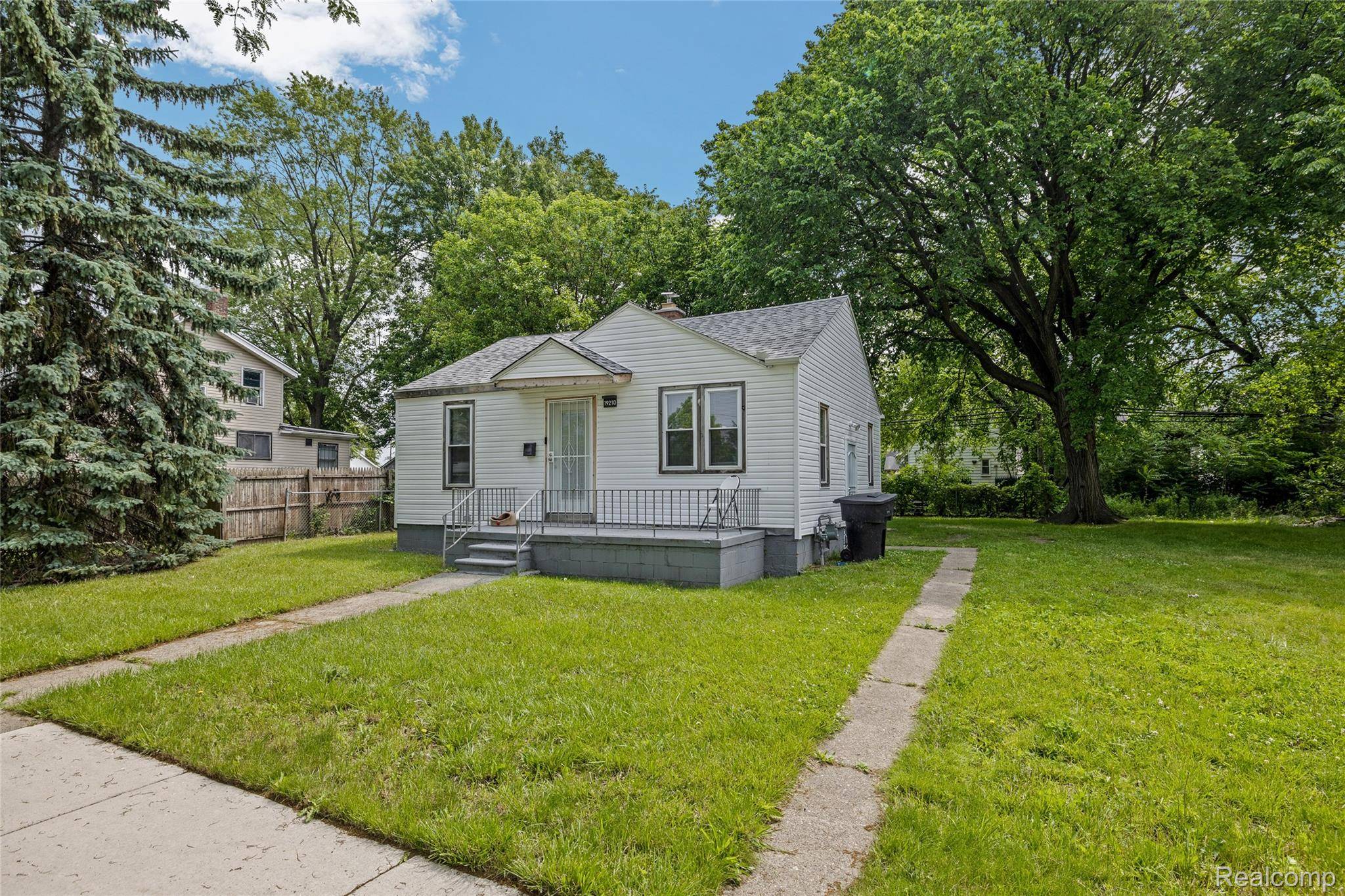 Detroit, MI 48203,19210 Cameron ST