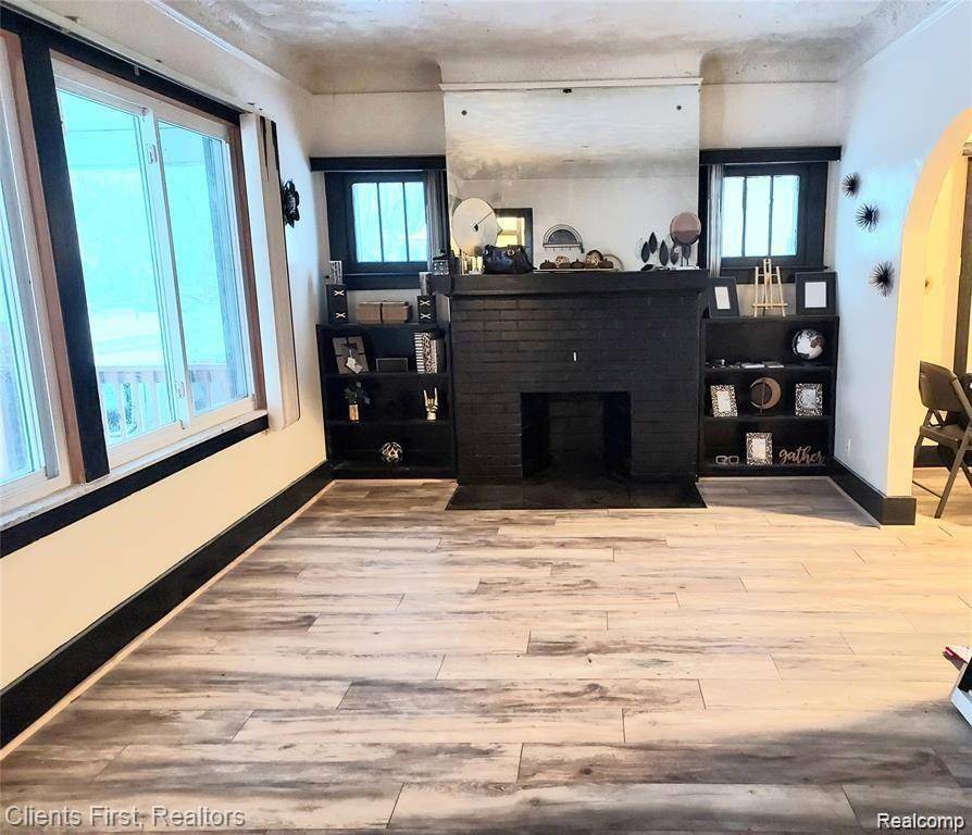 Detroit, MI 48227,14623 Hubbell ST