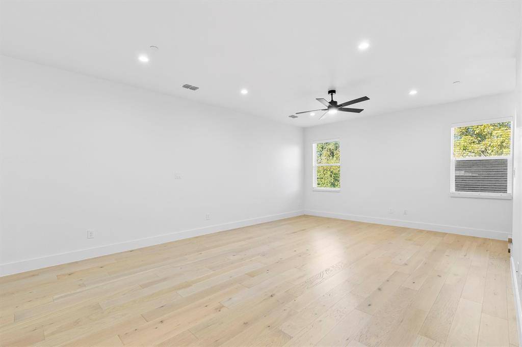 Dallas, TX 75208,1147 N Madison Avenue #104