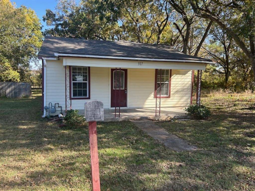 Bells, TX 75414,307 S Jernigan Street