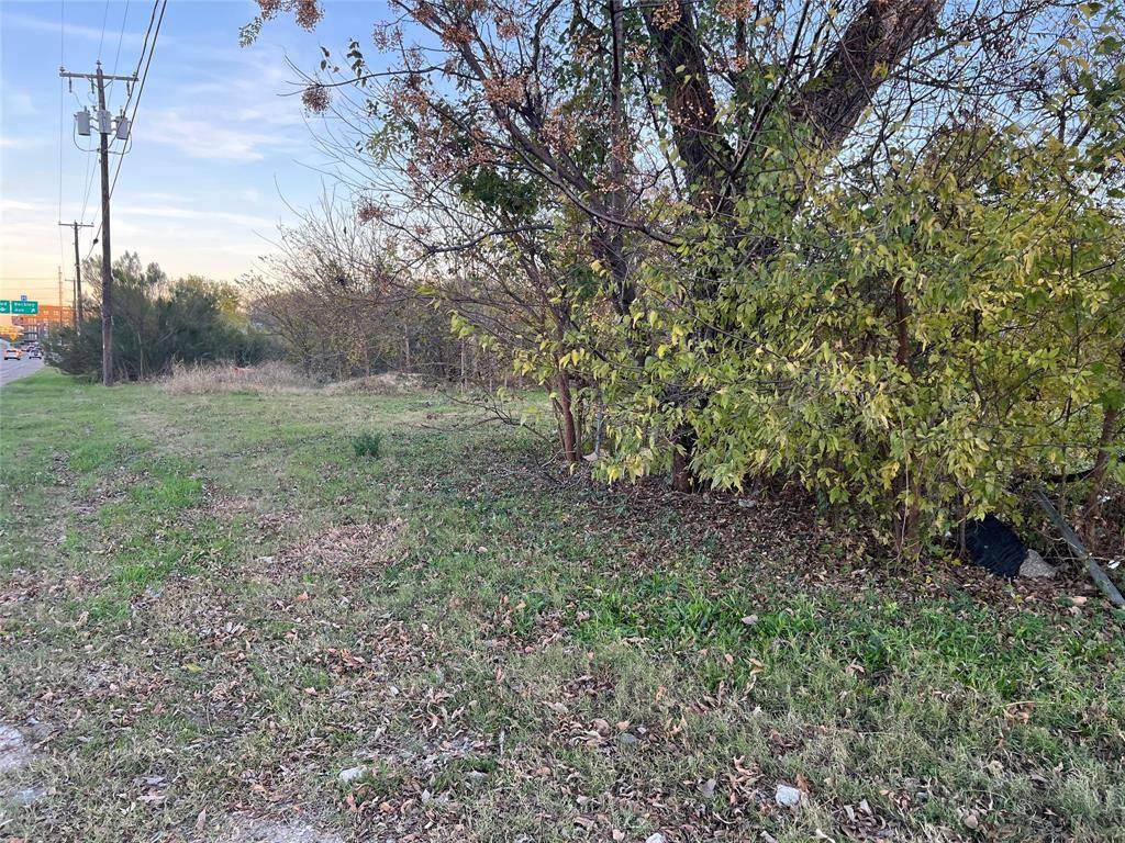 Dallas, TX 75208,244 Dallas Fort Worth Corner