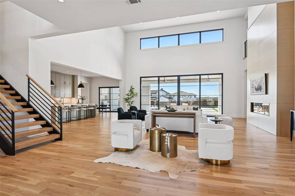 Southlake, TX 76092,310 Shady Oaks Drive