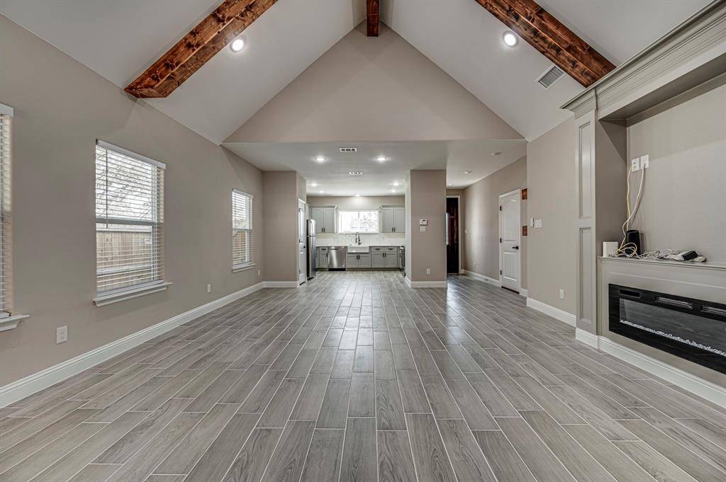 Granbury, TX 76048,5858 Black Pine Circle