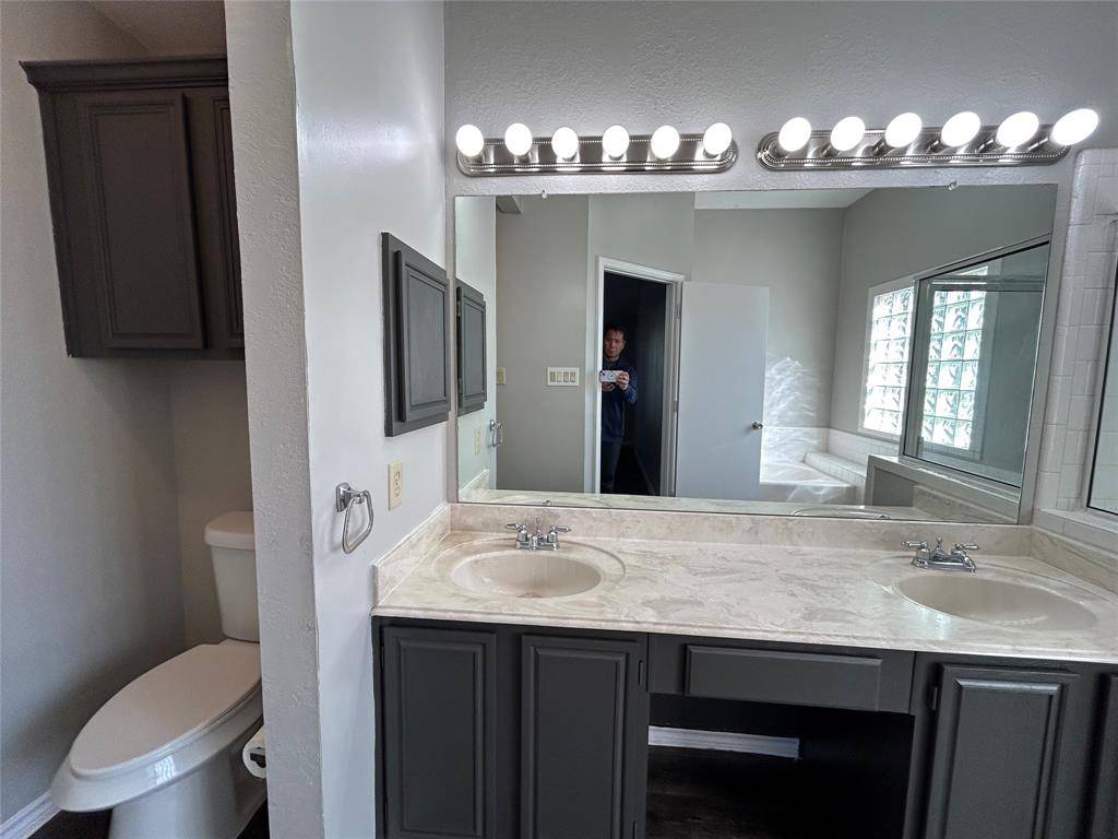 Fort Worth, TX 76137,4729 Waterway Drive N