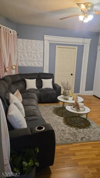 Newark City, NJ 07104,283 Clifton Ave