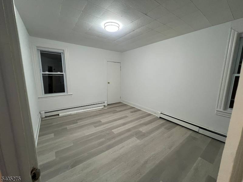 Passaic City, NJ 07055,12 Quincy St #1