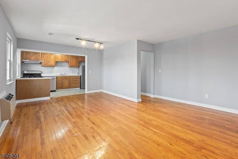 Cranford Twp., NJ 07016,16 F Parkway Village #F