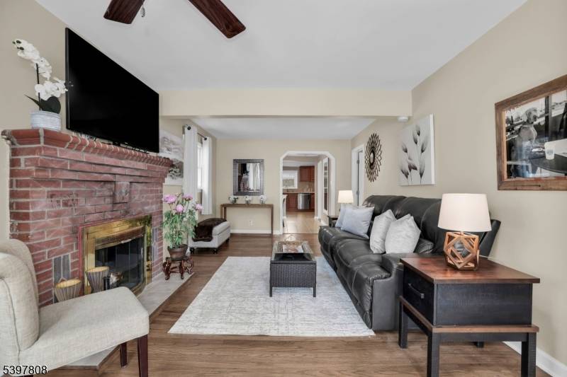 Parsippany-troy Hills Twp., NJ 07054,193 JACKSONVILLE DR.