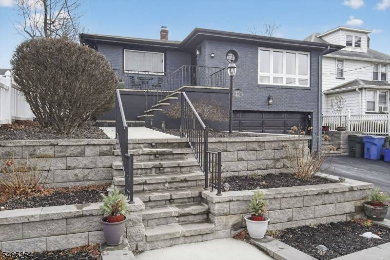 Rutherford Boro, NJ 07070,317 Ridge Rd