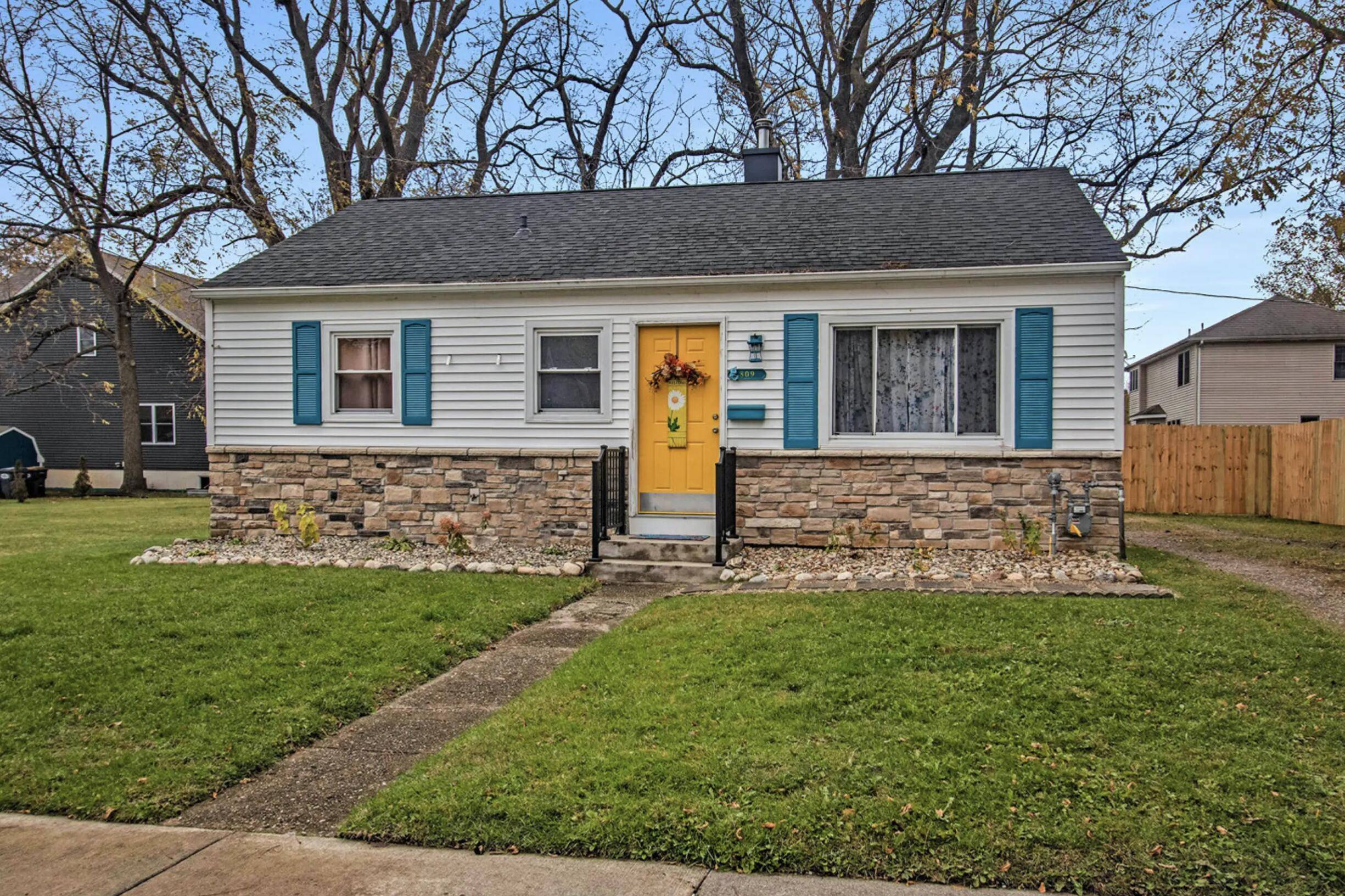 South Haven, MI 49090,809 Kalamazoo ST