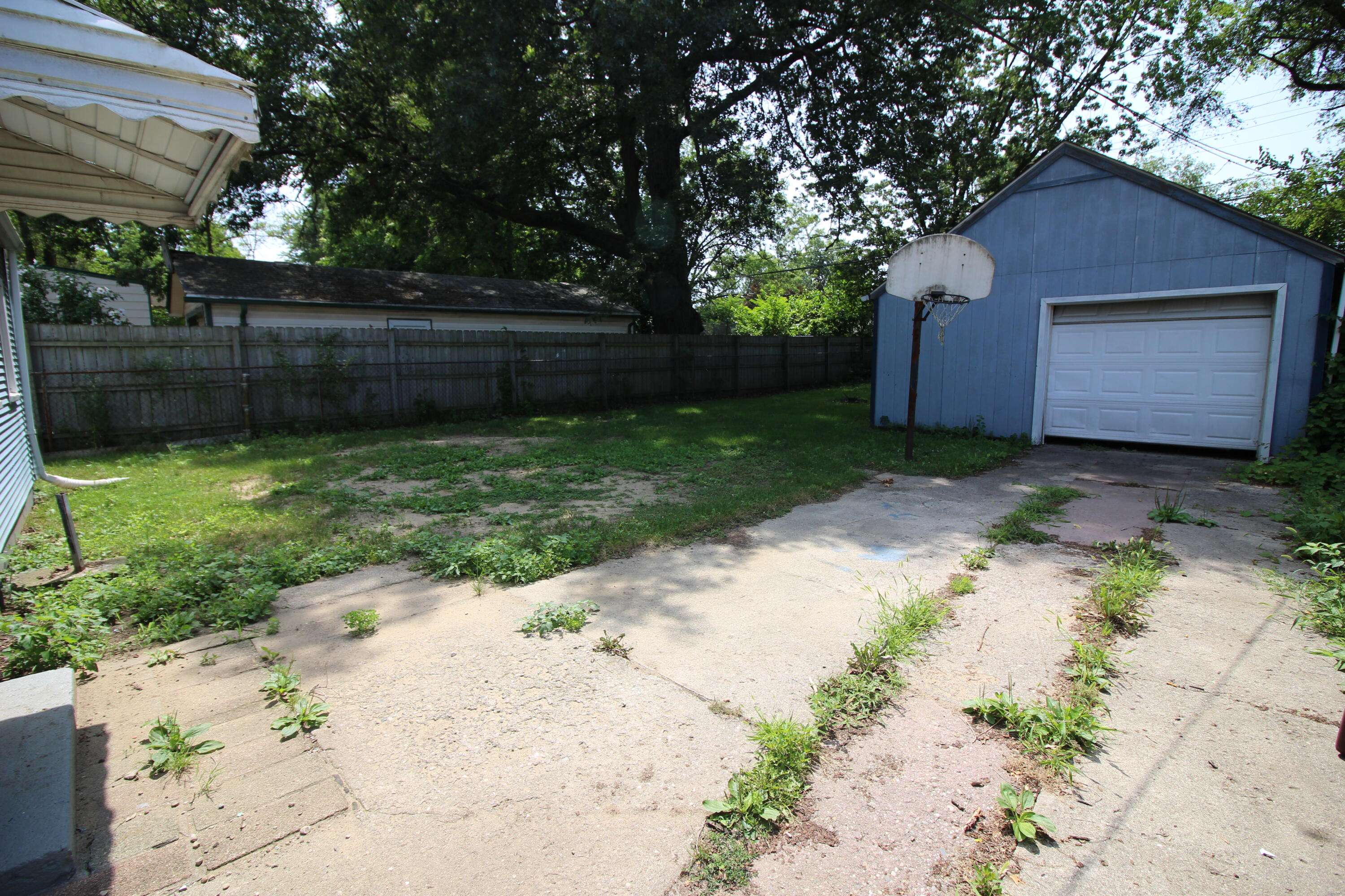 Wayne, MI 48184,4120 1st ST