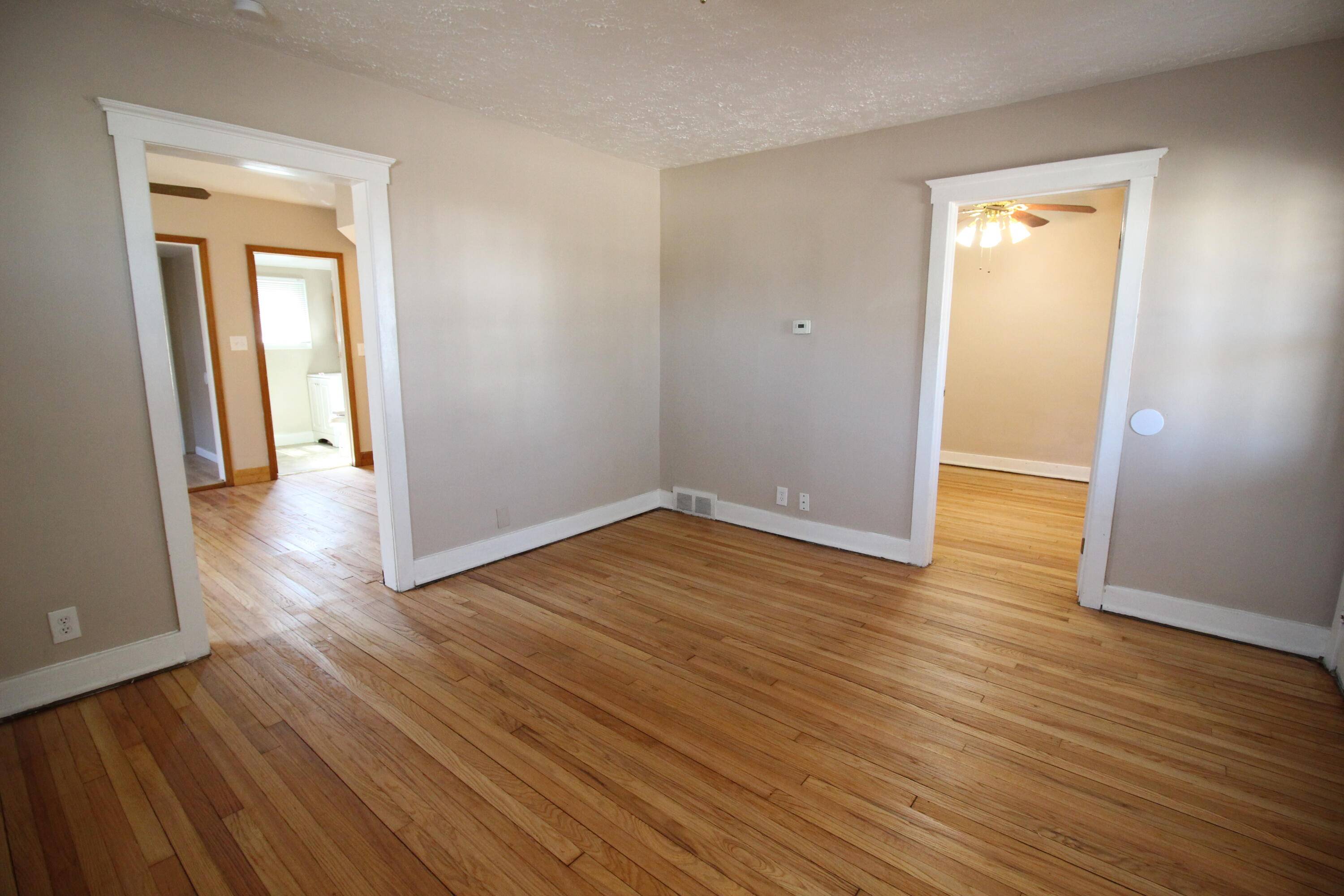 Clinton Twp, MI 48035,20510 Broadacres ST