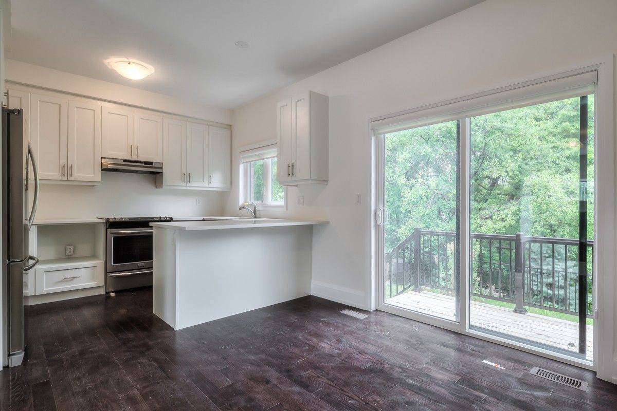 Toronto C14, ON M2N 0K3,23 Kenneth Woods CRES