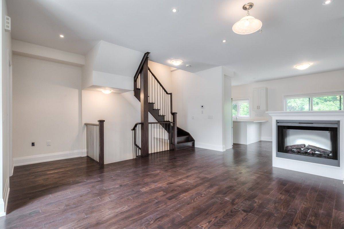 Toronto C14, ON M2N 0K3,23 Kenneth Woods CRES