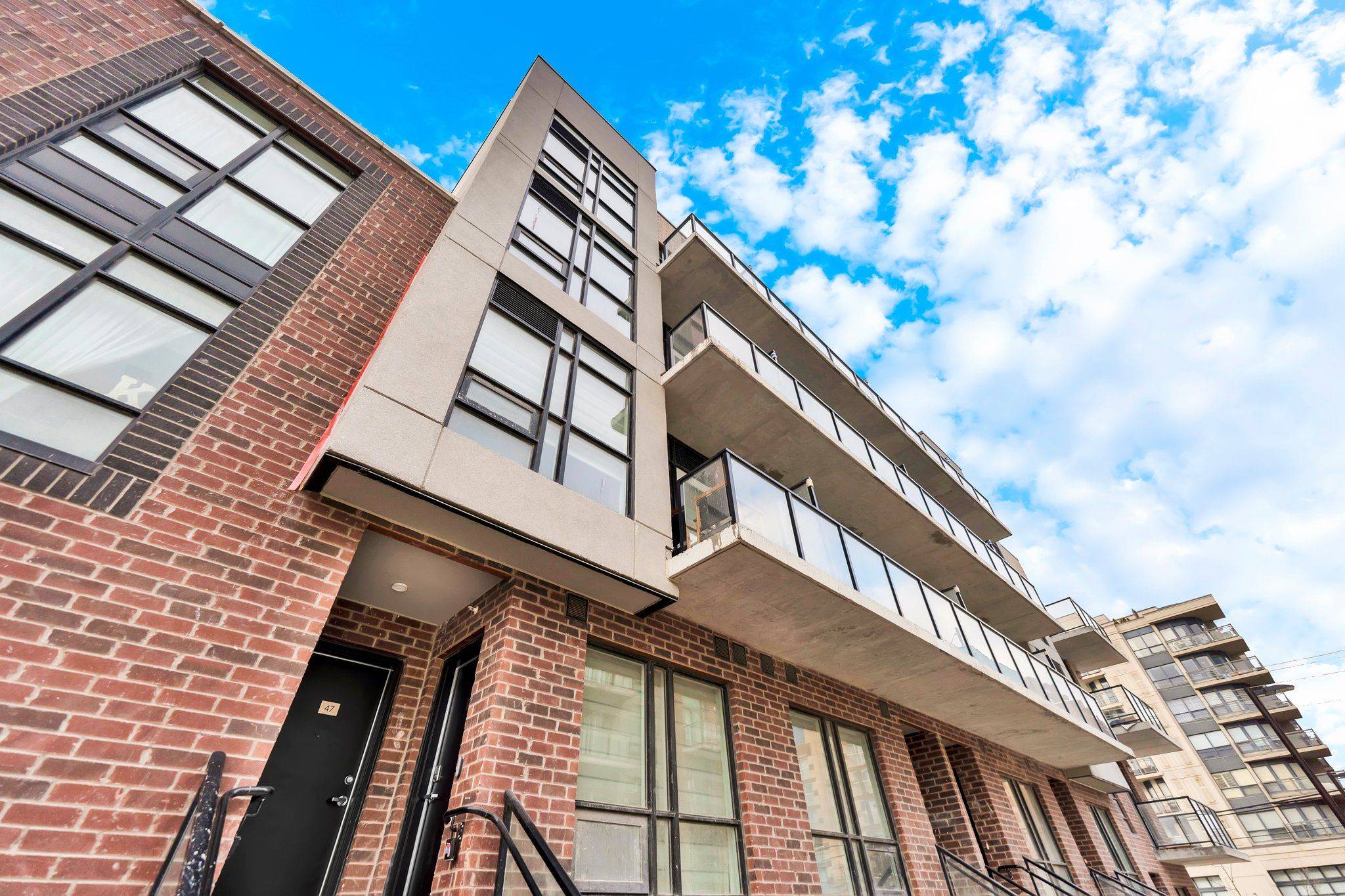 Toronto C06, ON M3H 0E8,871 Sheppard AVE W #47