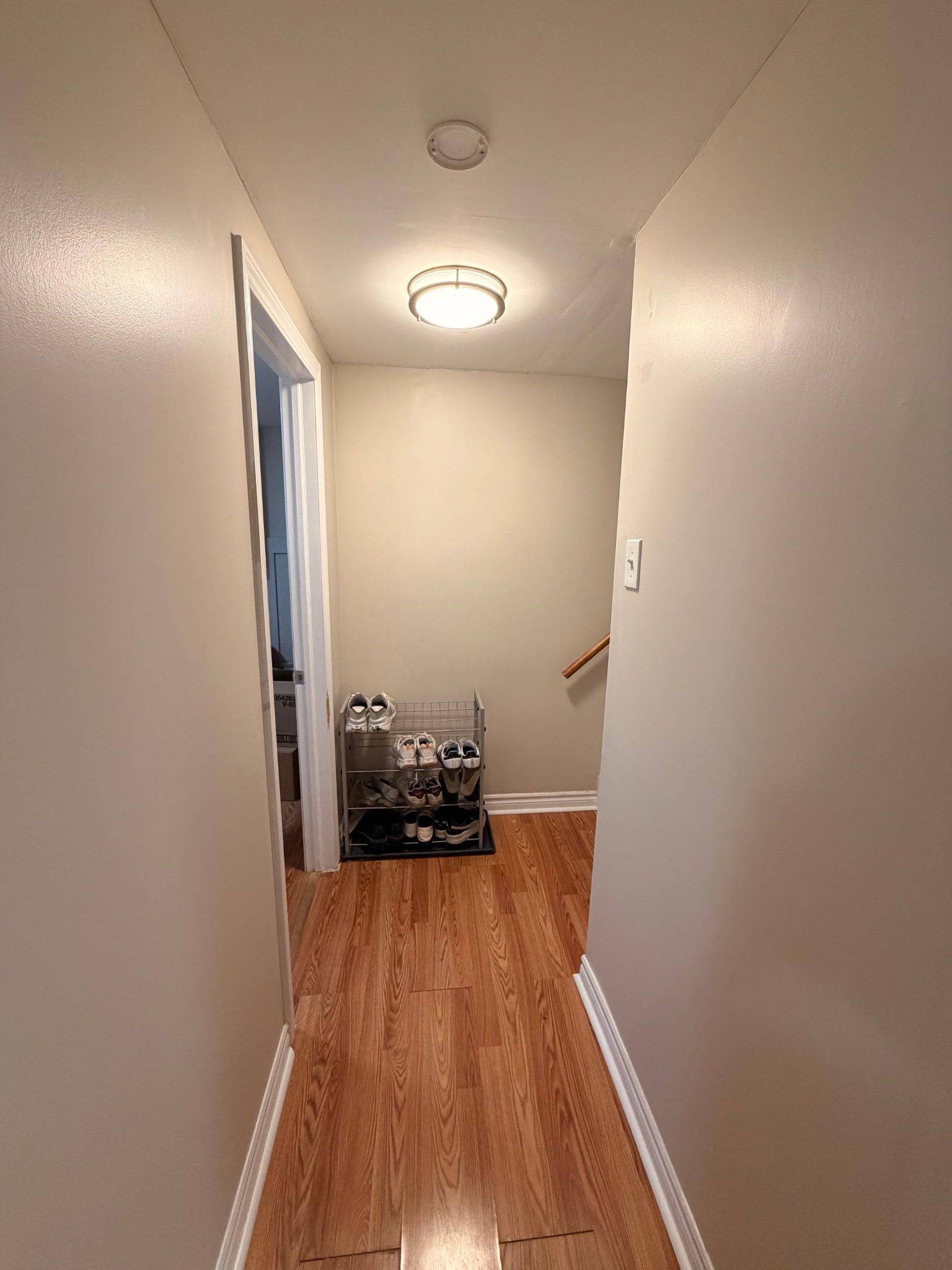 Toronto E09, ON M1G 2T9,912 Brimorton DR #BSMNT LEVEL