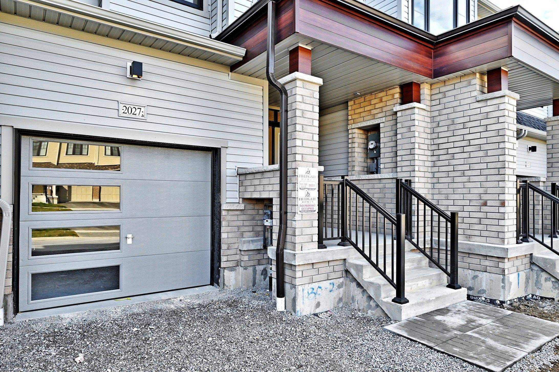 Oshawa, ON L1L 0W4,2027 Horace Duncan CRES