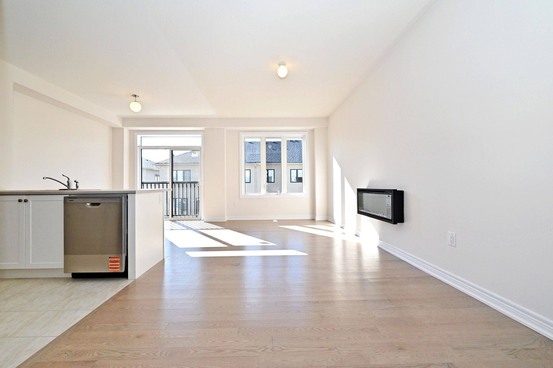 Oshawa, ON L1L 0W4,2027 Horace Duncan CRES