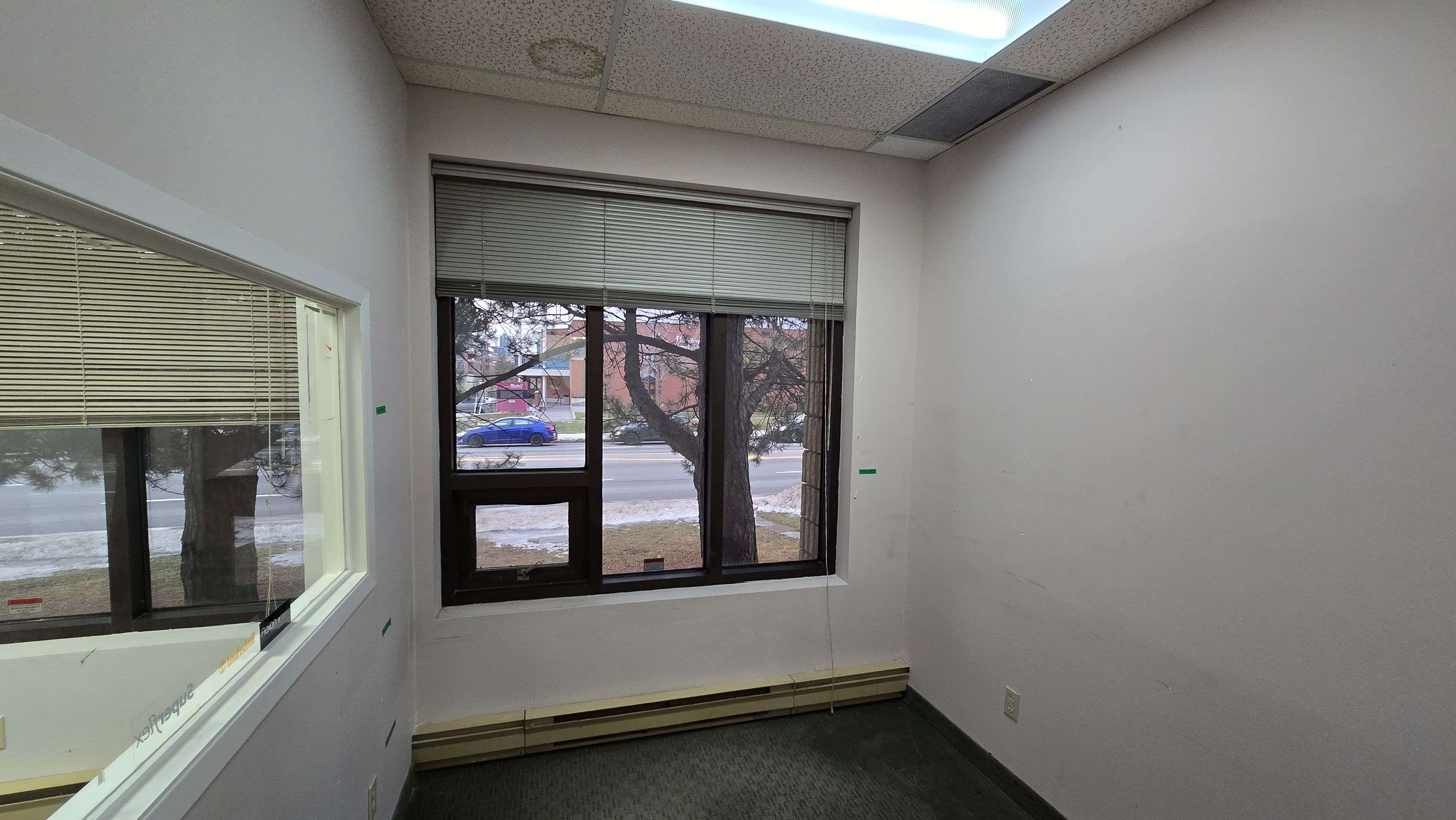 Toronto E05, ON M1T 1V5,2201 Warden AVE #102