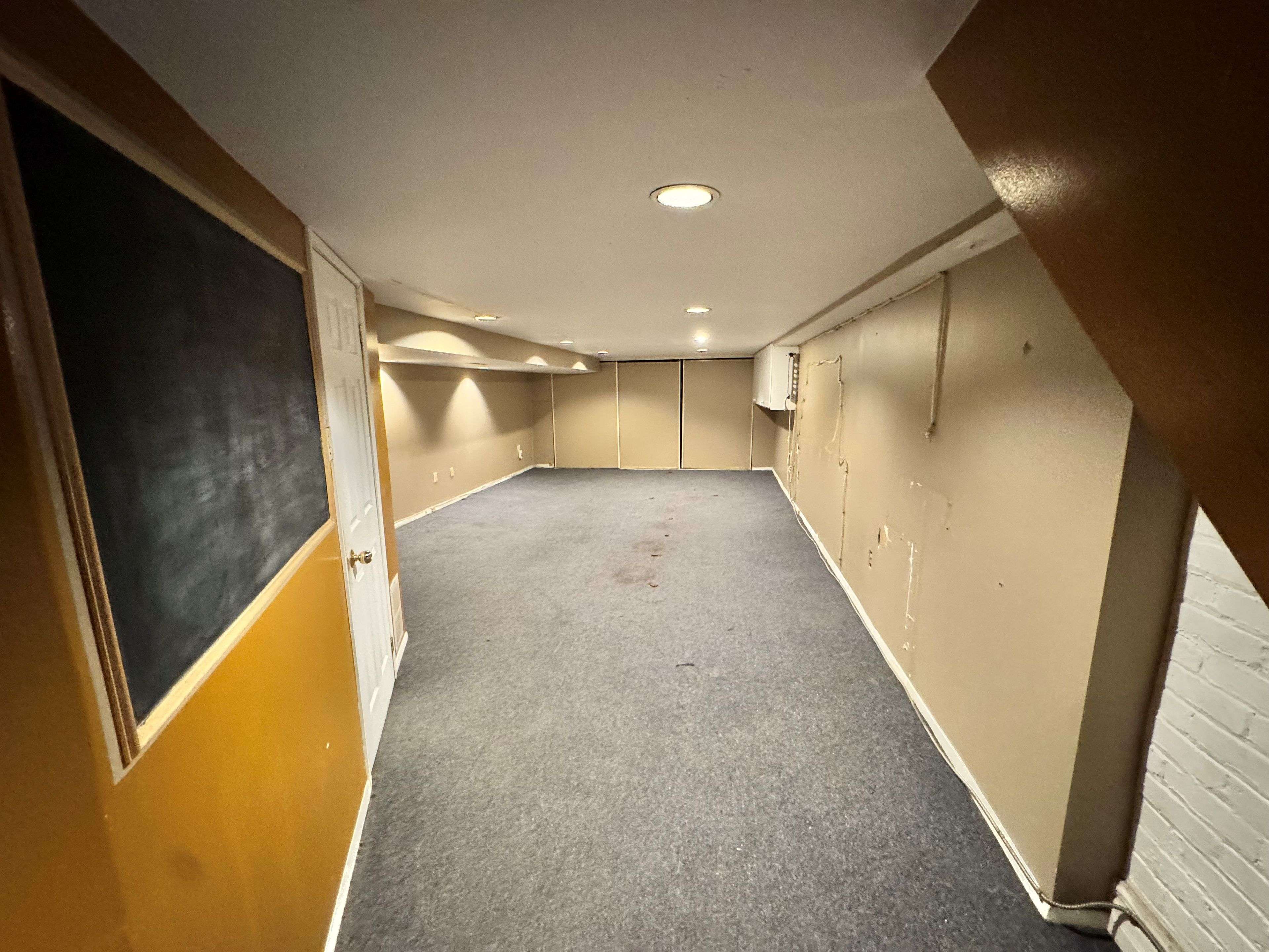 Toronto E02, ON M4C 1K2,2159 Danforth AVE