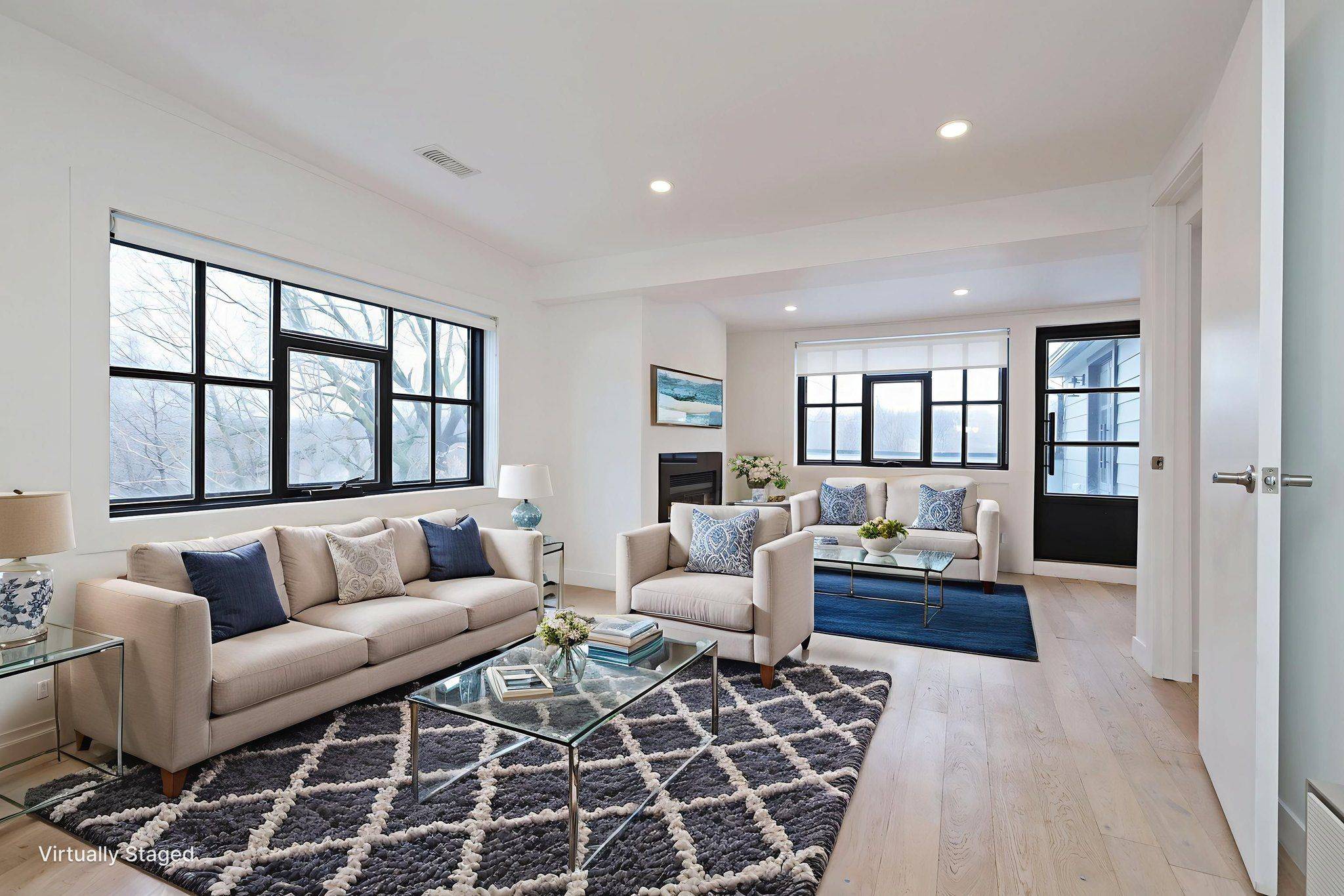 Toronto E02, ON M4L 1V3,462 Kingston RD #1