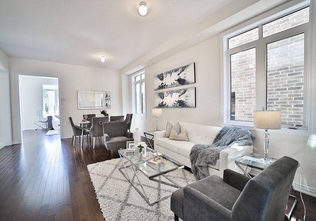 Oshawa, ON L1L 0T2,2105 Coppermine ST