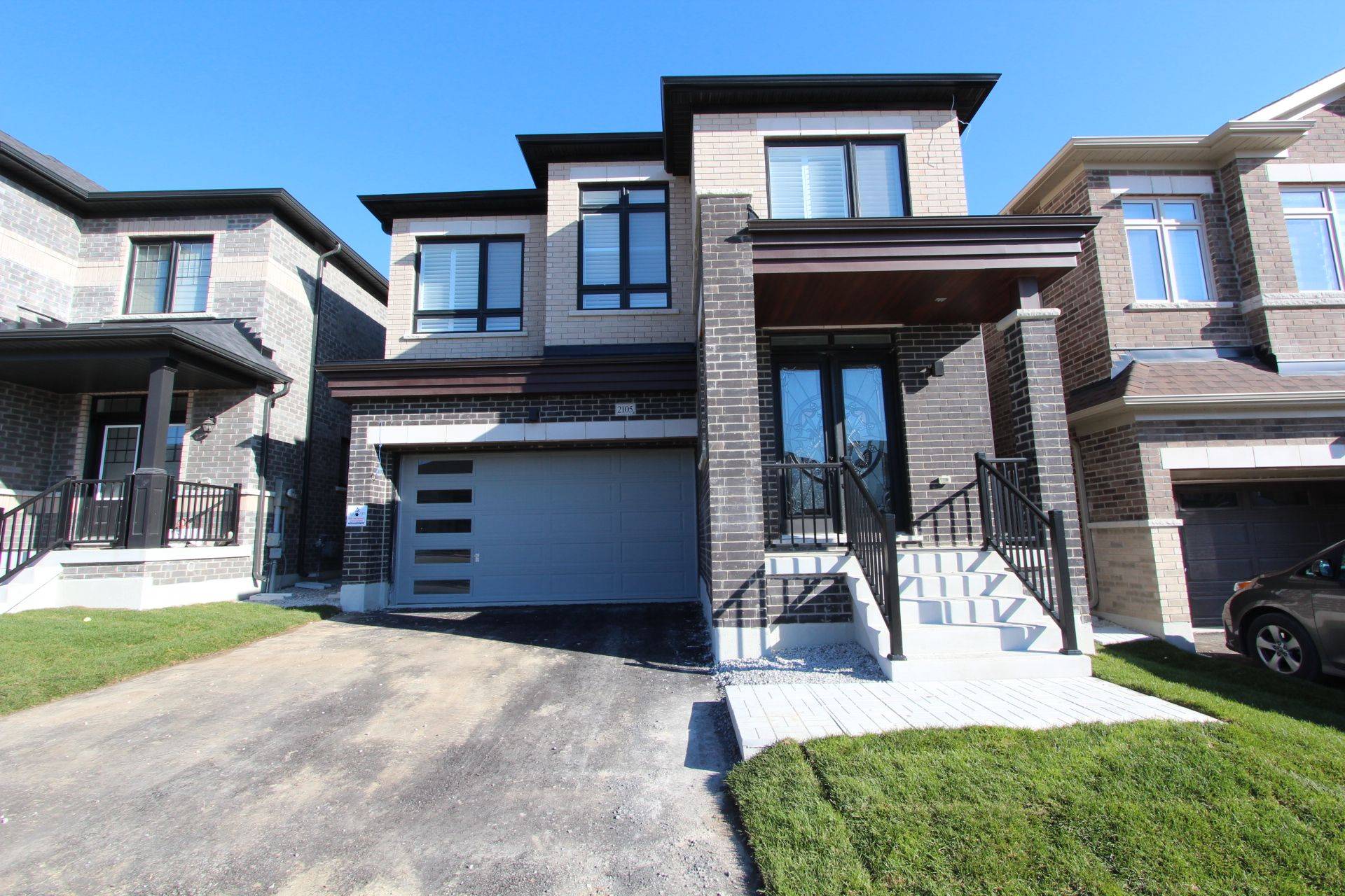 Oshawa, ON L1L 0T2,2105 Coppermine ST