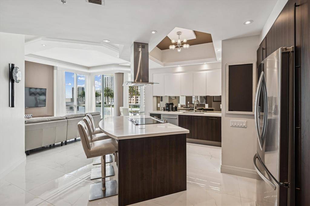 Fort Lauderdale, FL 33301,111 SE 8th Ave #1005