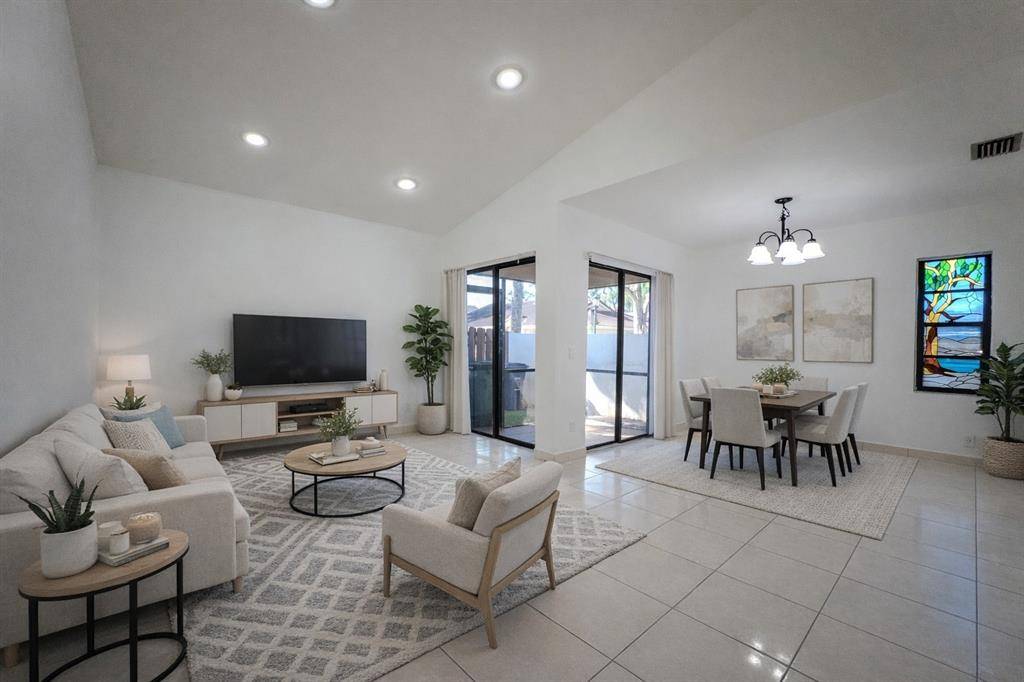 Hialeah, FL 33015,6016 NW 172nd Terrace Cir