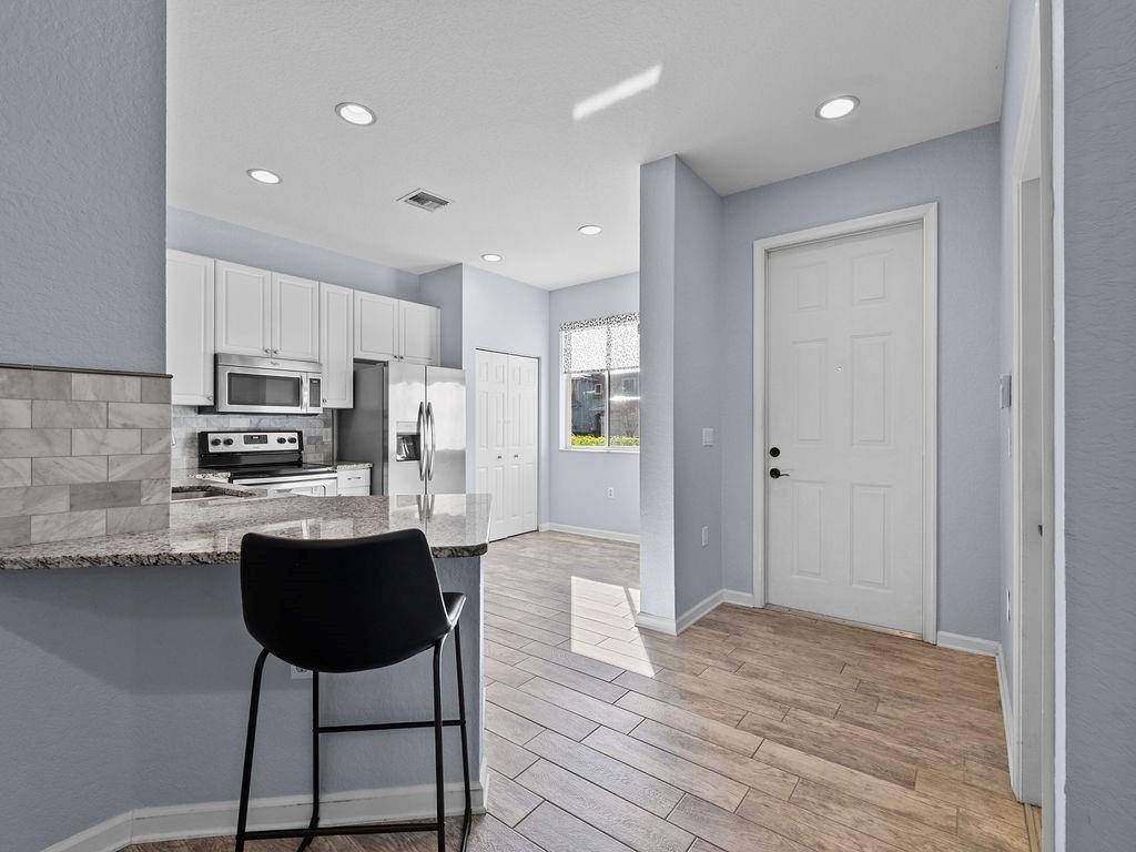 Vero Beach, FL 32962,2522 Stockbridge Sq SW