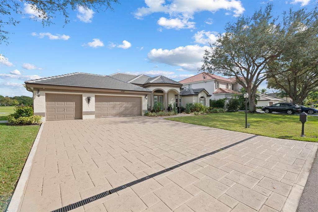 Oakland Park, FL 33309,2920 Oak Tree Drive
