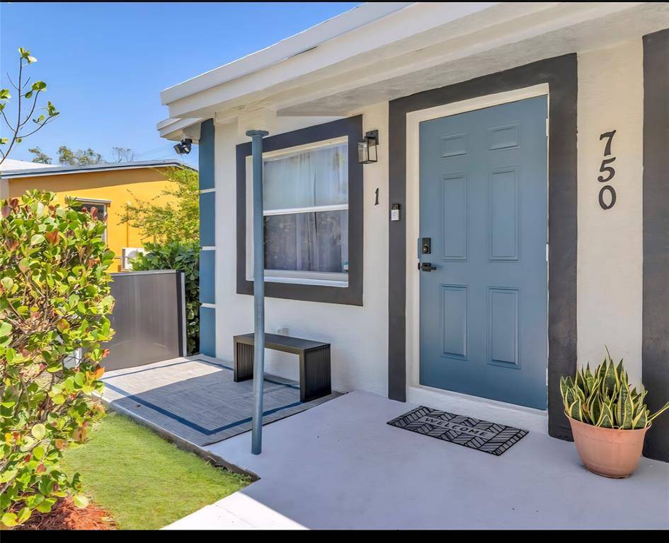 Pompano Beach, FL 33069,750 NW 17th Ter #1