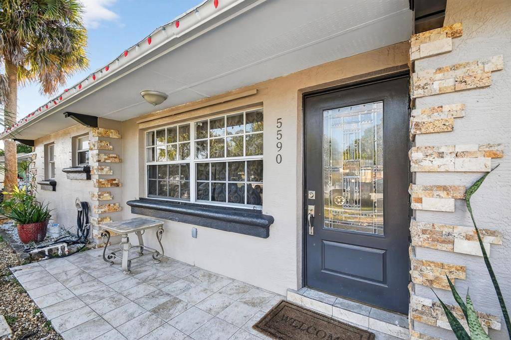 Greenacres, FL 33463,5590 S 35th Ct