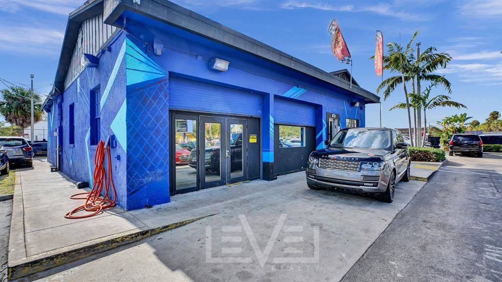 Fort Lauderdale, FL 33311,1730 W Sunrise Blvd