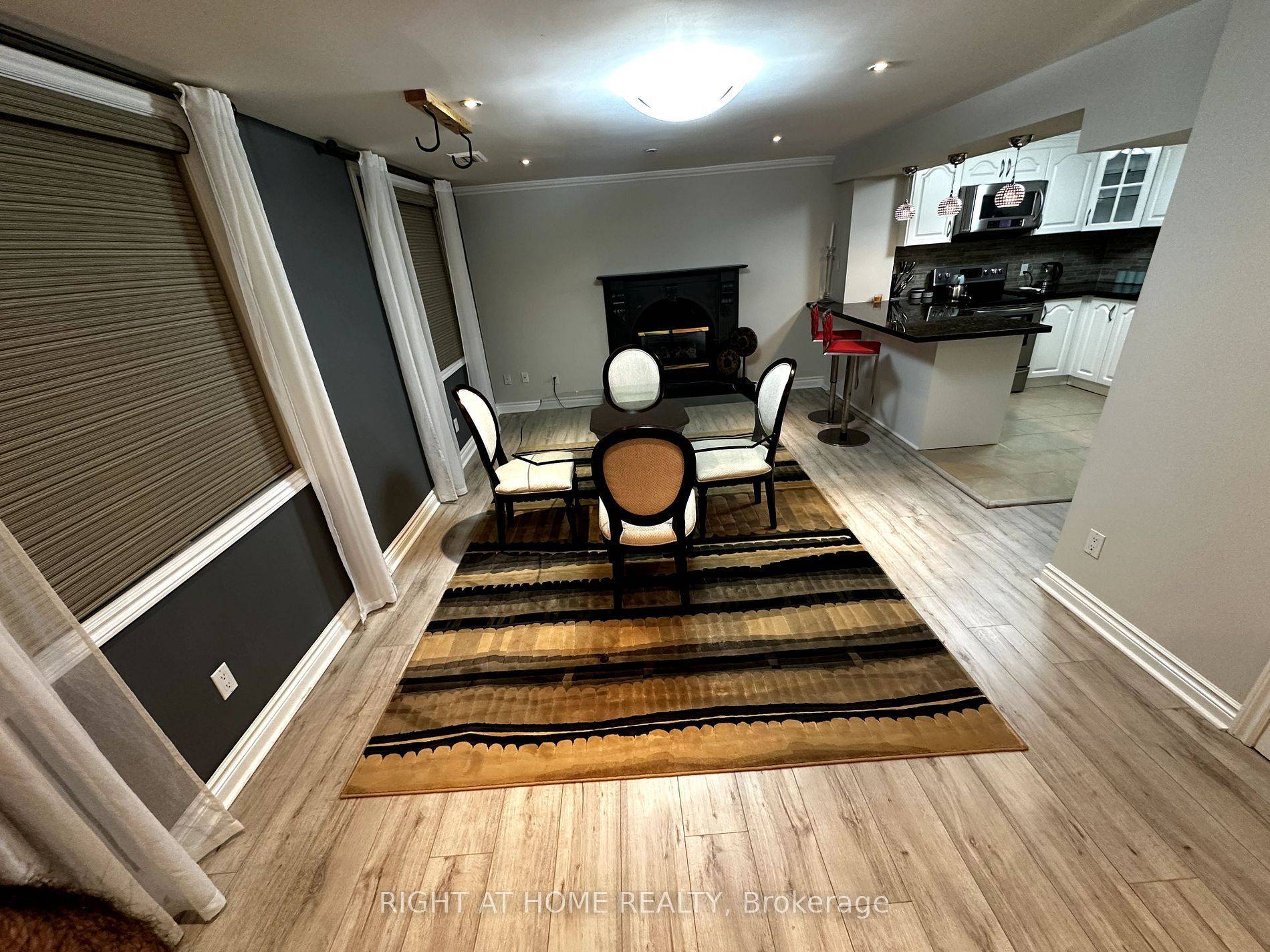 Newmarket, ON L3X 1P1,974 Creebridge CRES #lower