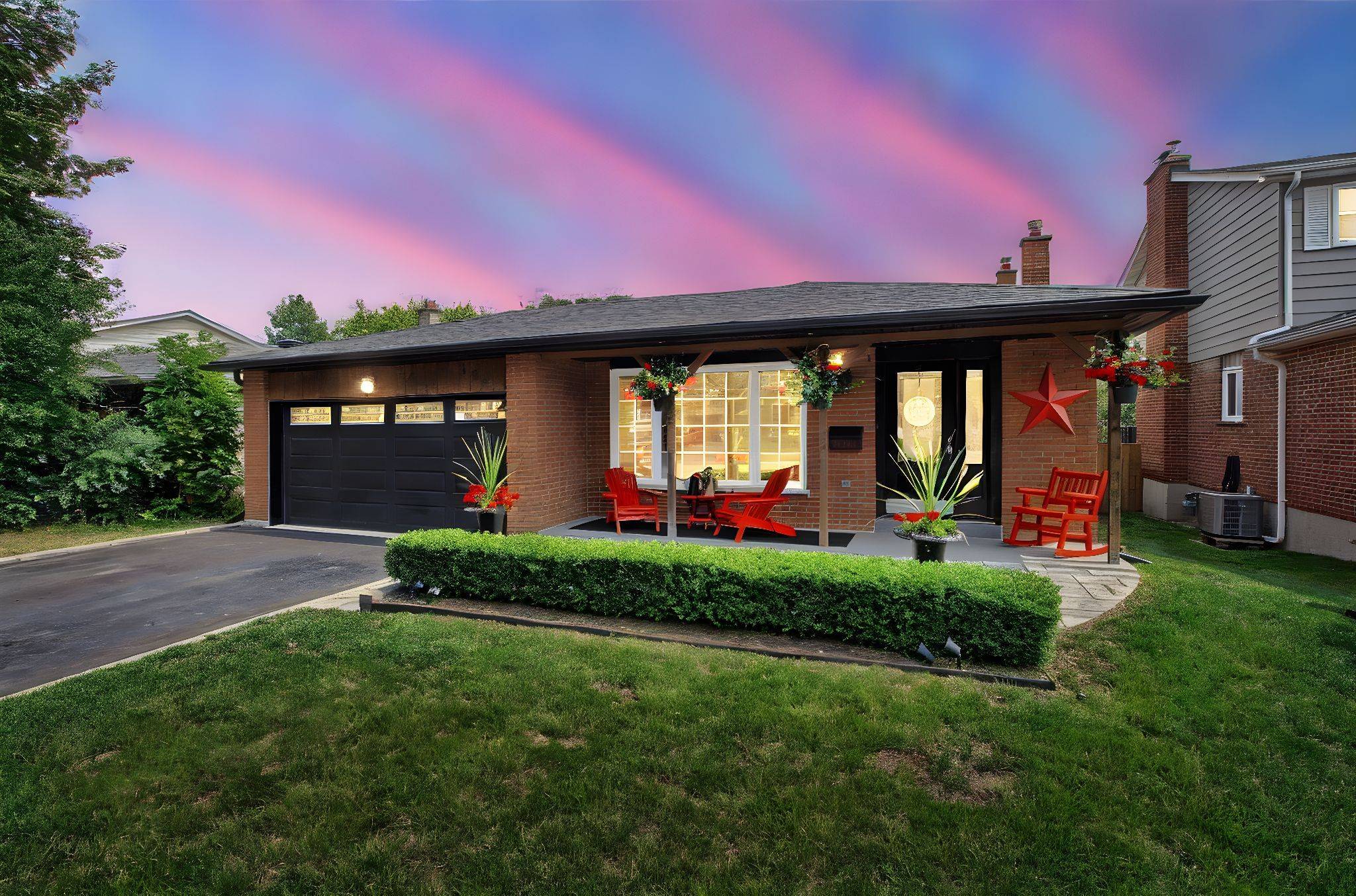 Bradford West Gwillimbury, ON L3Z 1A9,124 Lee AVE