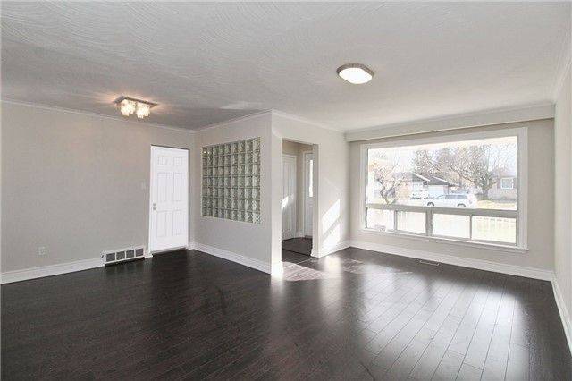 Richmond Hill, ON L4C 2P2,377 Balkan RD #Apt-B