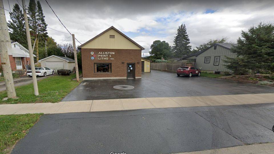 New Tecumseth, ON L9R 1G3,83 Dufferin ST S