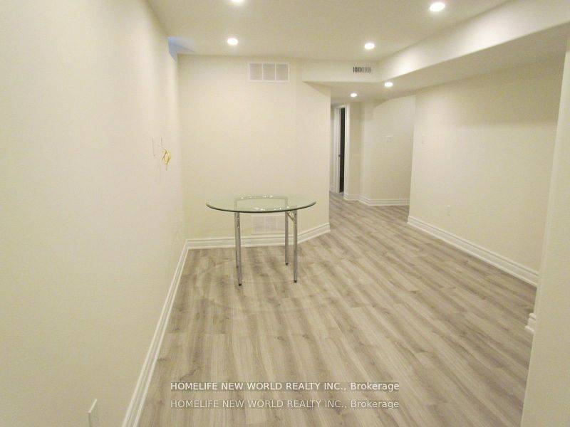 Richmond Hill, ON L4S 1T9,11 Peninsula CRES