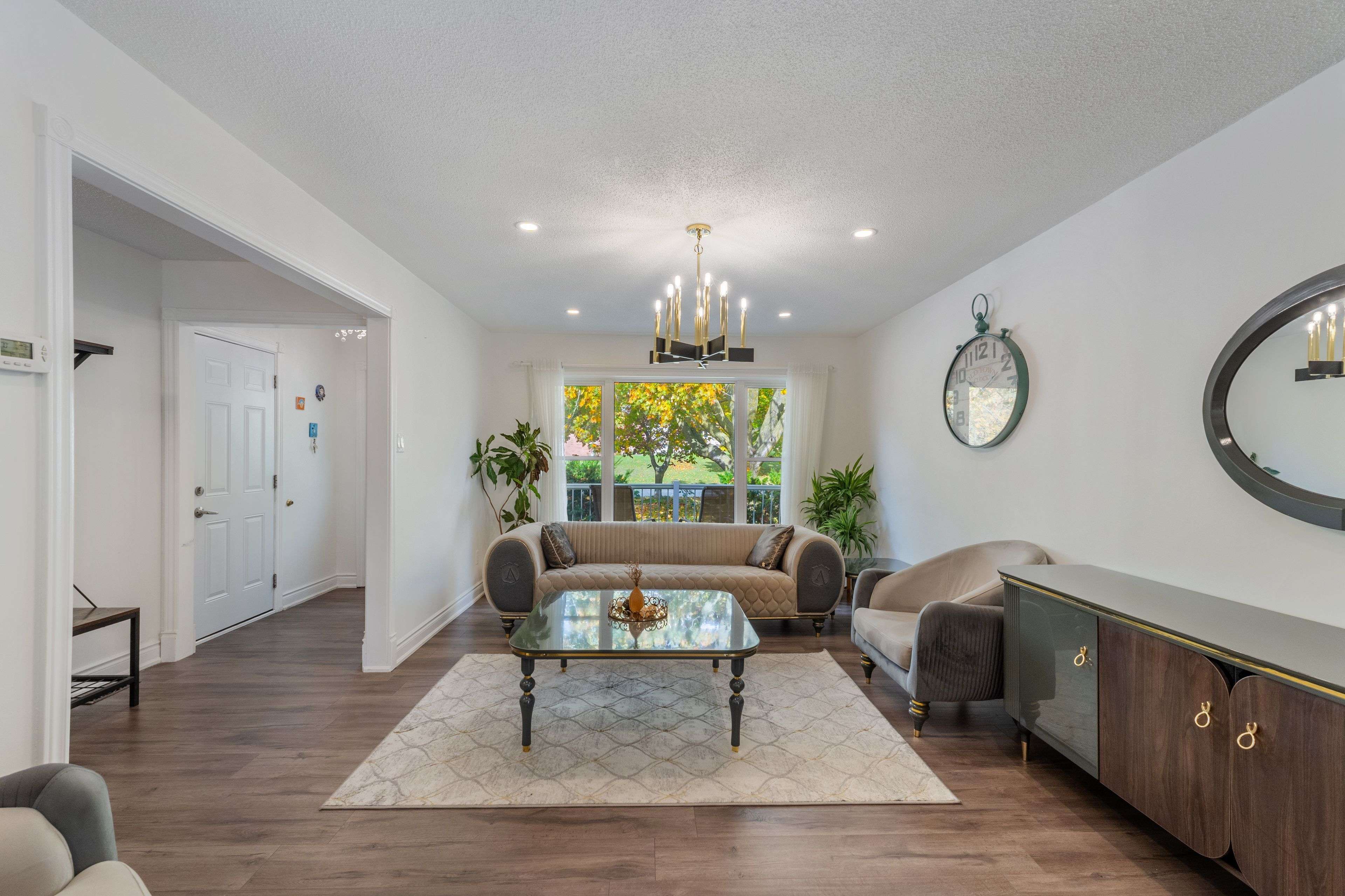 East Gwillimbury, ON L9N 1E6,17 Beckett AVE