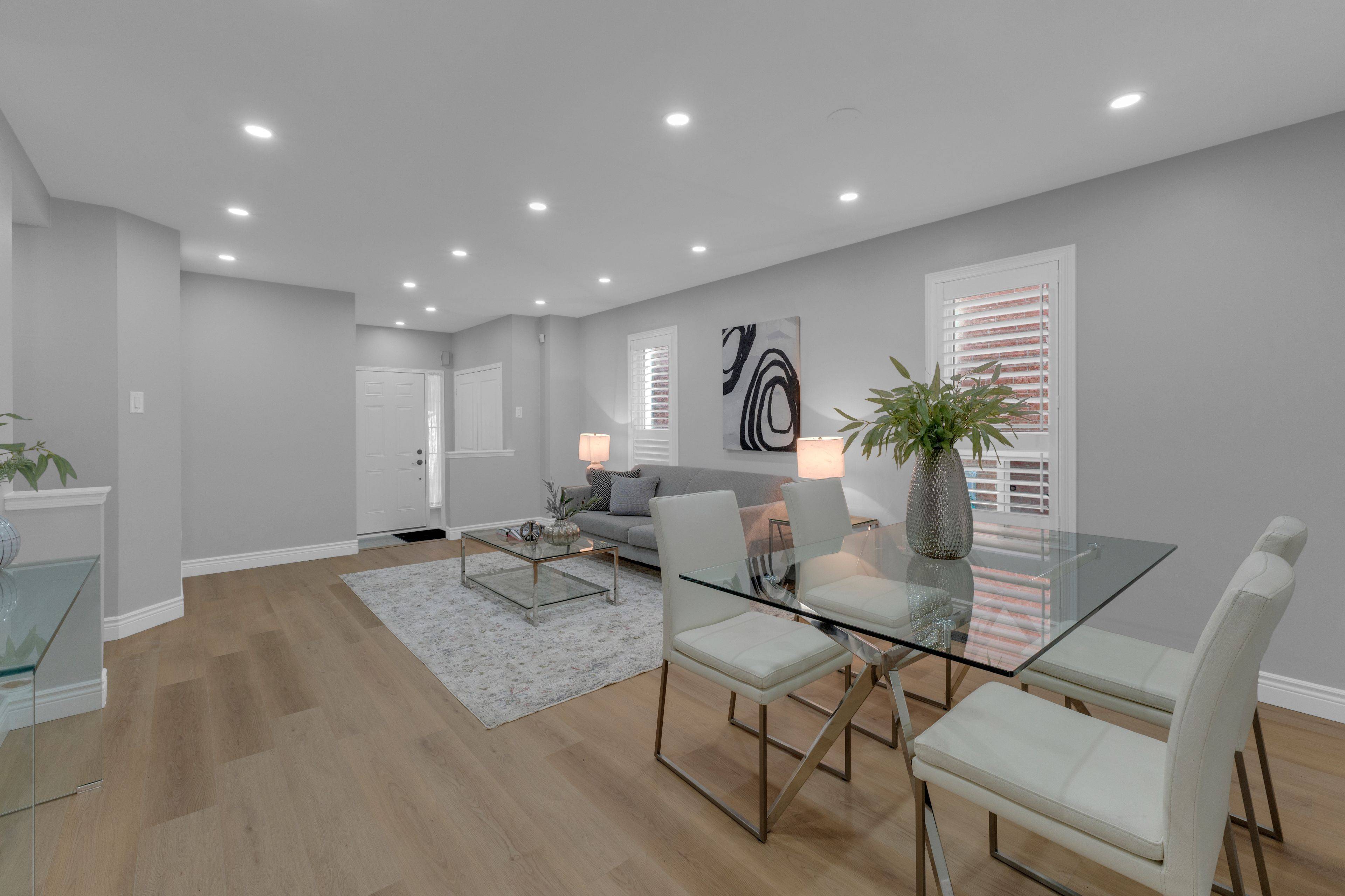 Mississauga, ON L5M 6Y7,5689 Margarita CRES