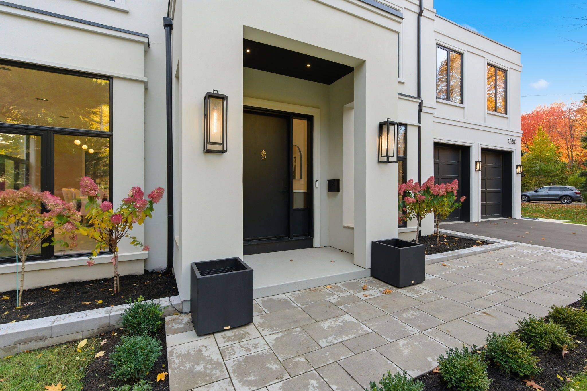 Mississauga, ON L5G 2Y2,1380 Birchwood Heights DR