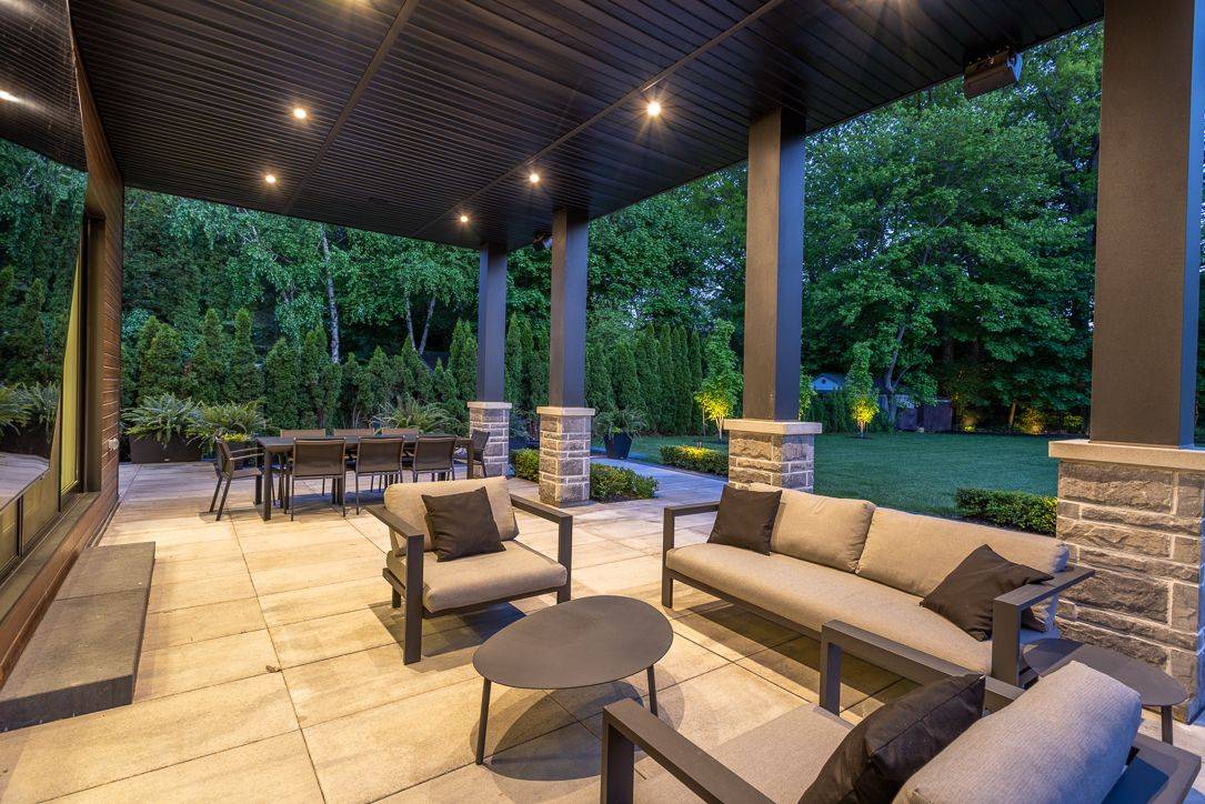 Toronto W09, ON M9P 2X4,14 Penhale DR