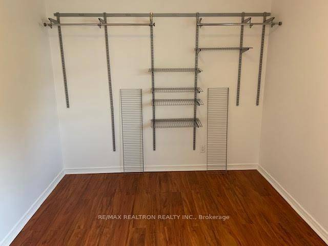 Toronto W02, ON M6P 1A7,1620 Bloor ST W