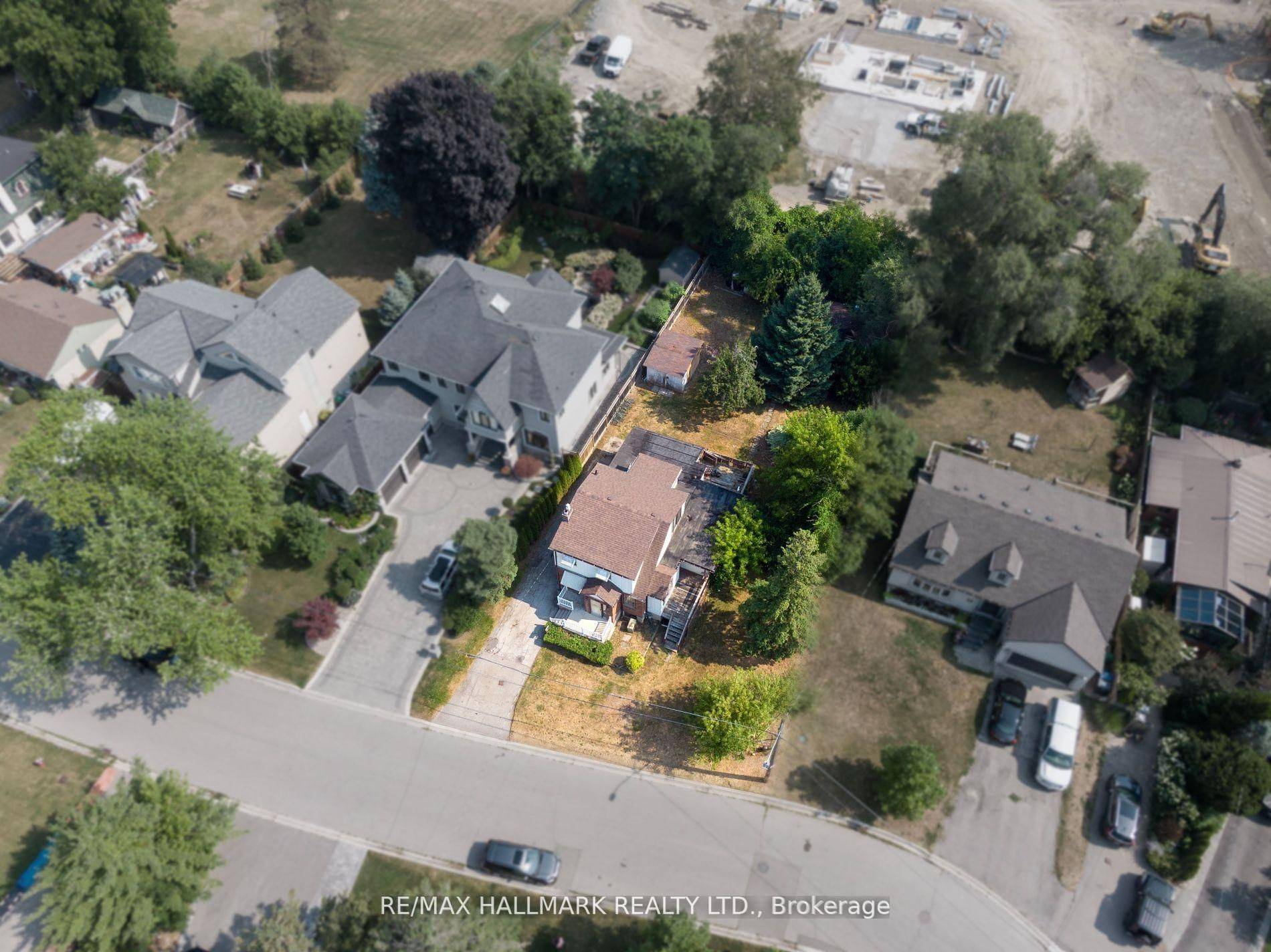 Mississauga, ON L5G 1P3,724-728 Montbeck CRES