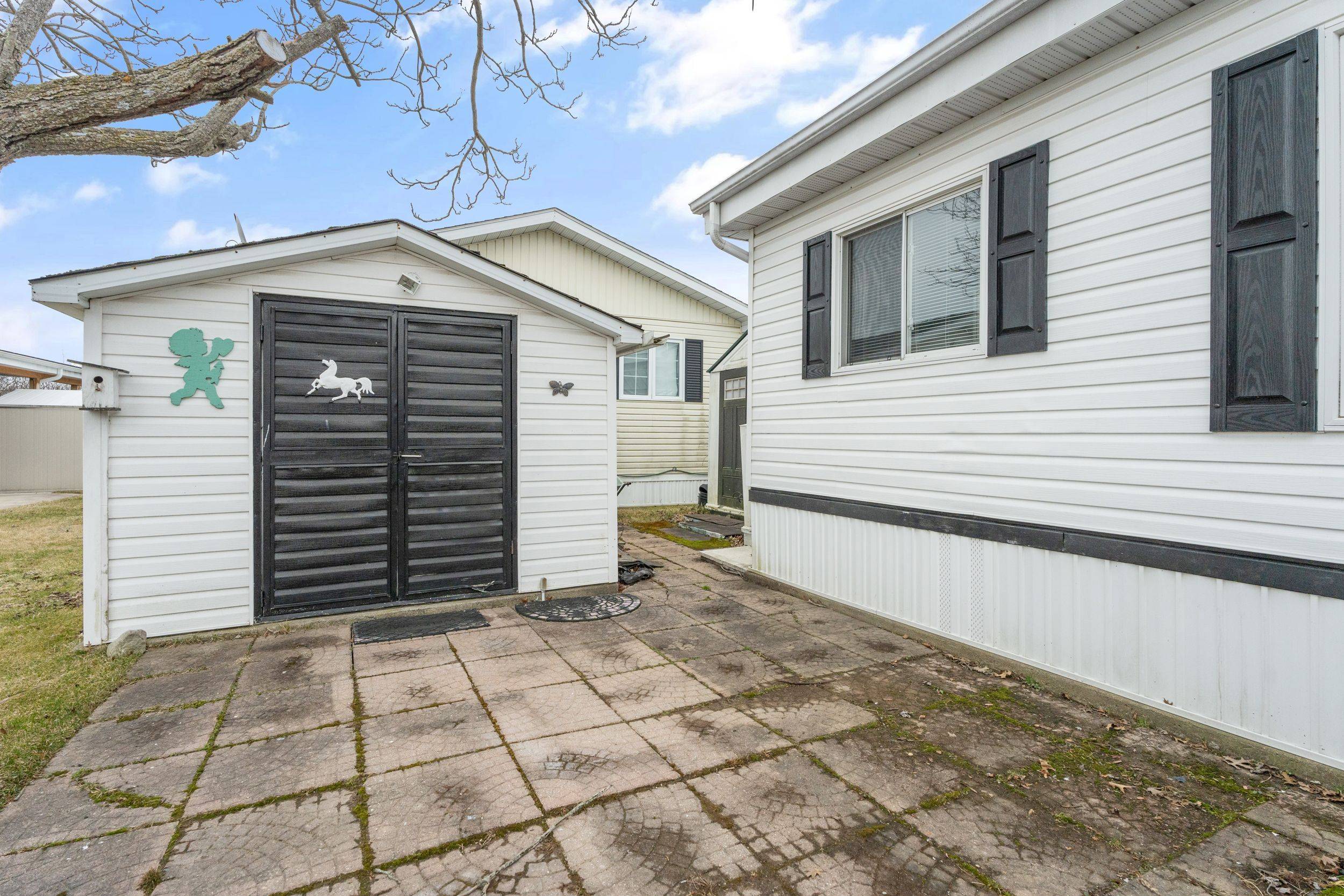 Fort Erie, ON L0S 1S1,3033 TOWNLINE RD #350