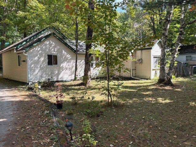 Algonquin Highlands, ON K0M 2K0,15588 Highway 35 N/A