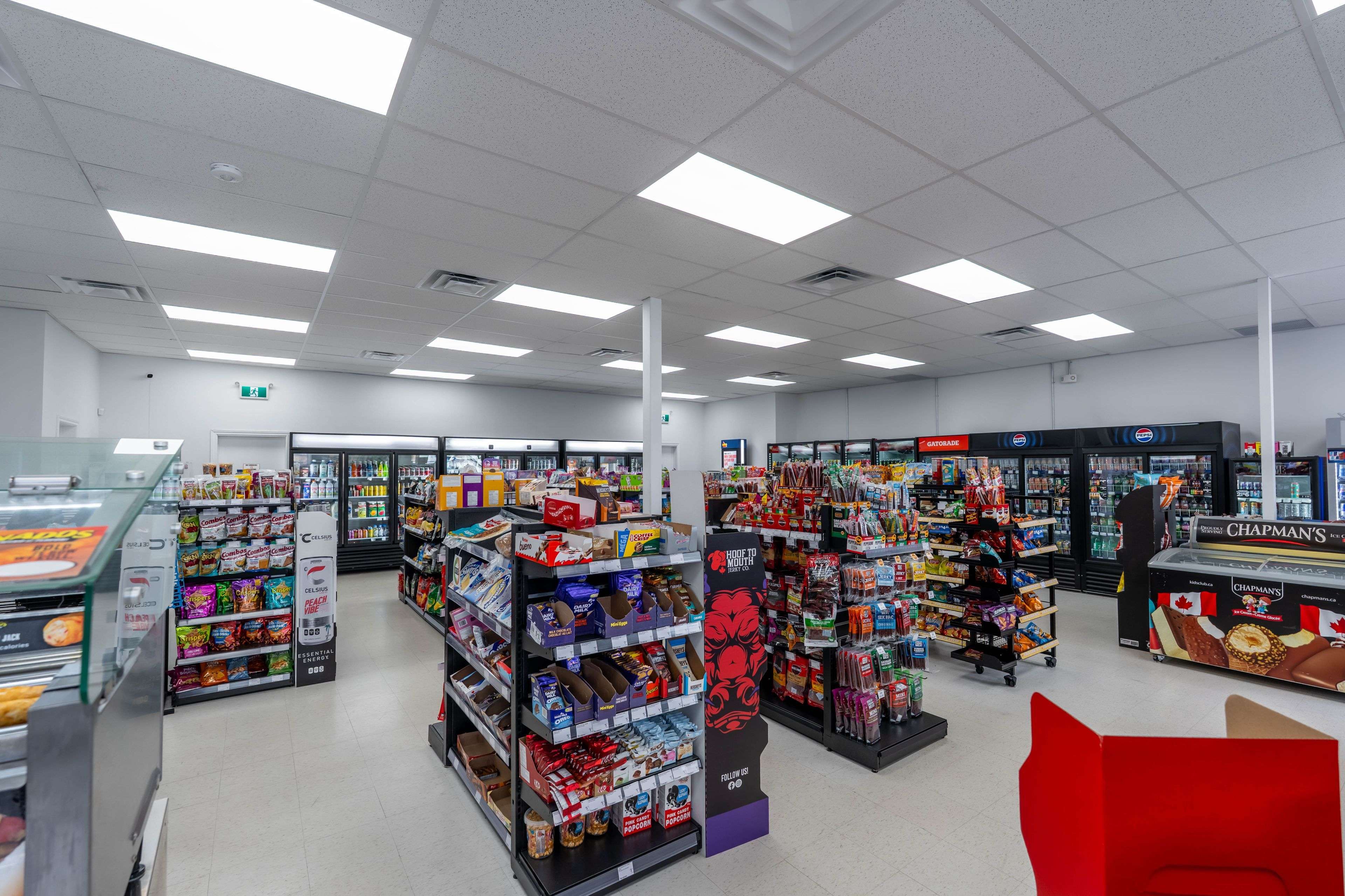 Warwick, ON N0M 2S0,5274 NAUVOO RD