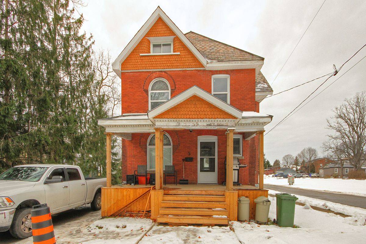 St. Thomas, ON N5R 3E4,5 Church ST